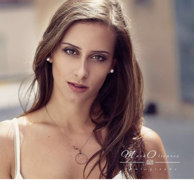 Female model photo shoot of Hannah McClean by RAZSA photography