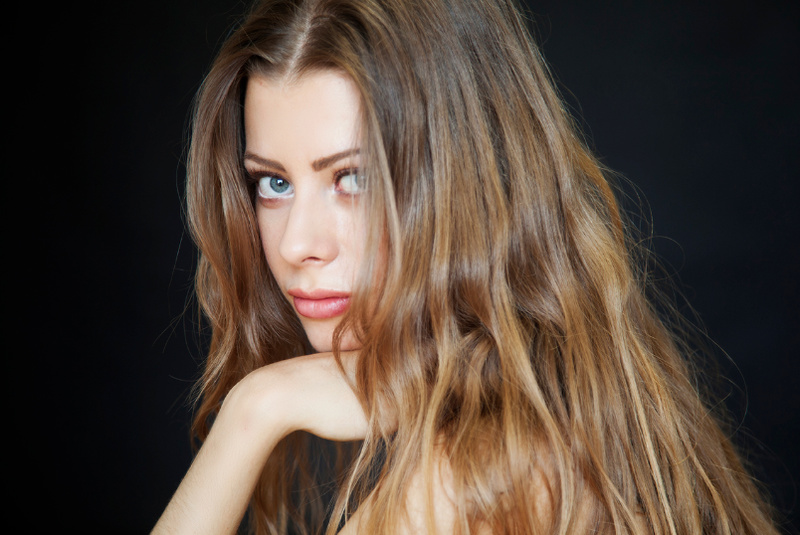 Female model photo shoot of Sofi Natalie by Laurence Dauphinais