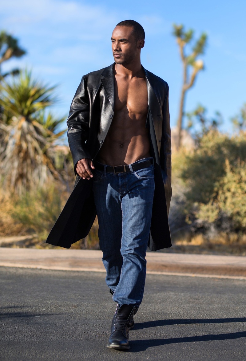 Male model photo shoot of Ricky Johnson