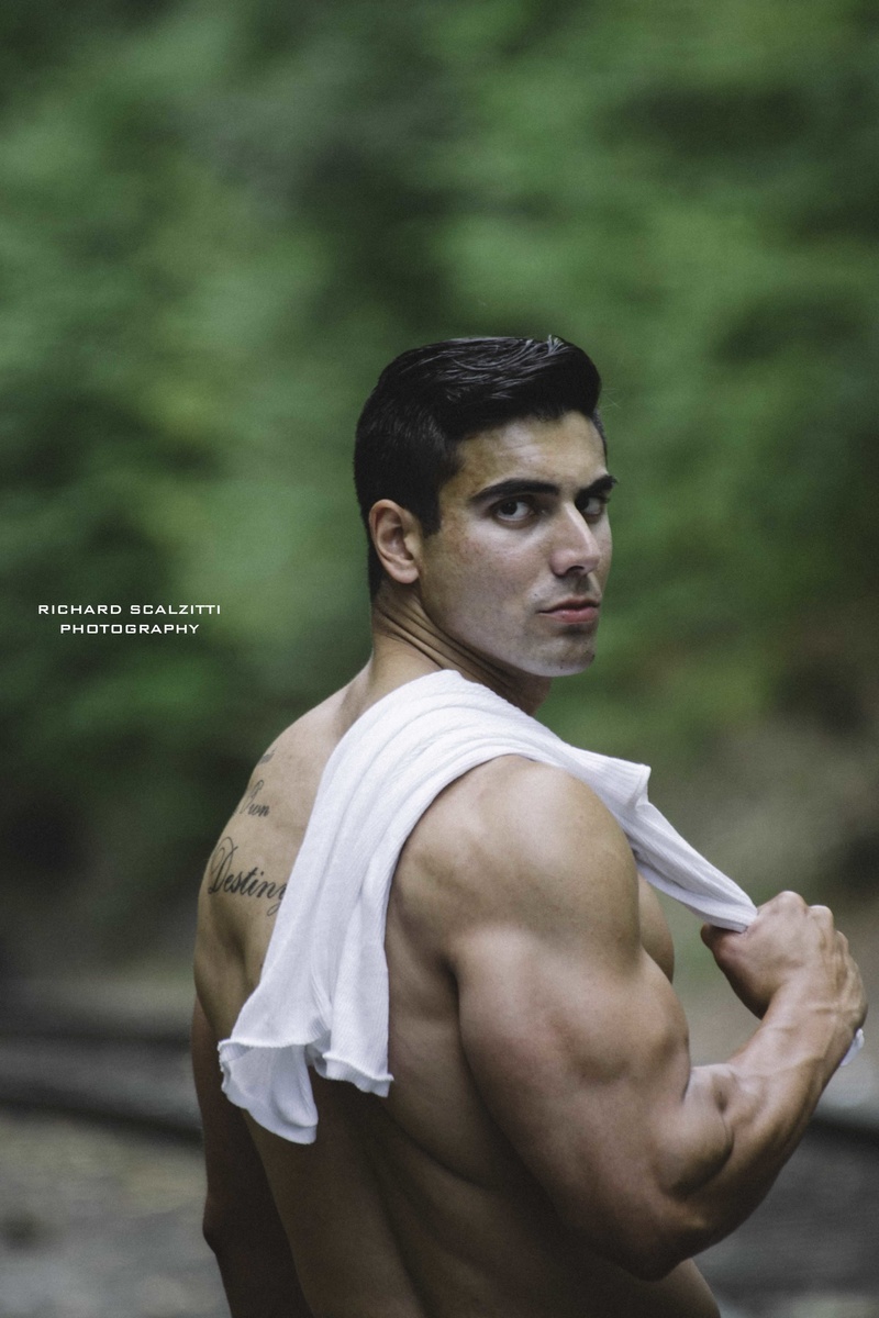 Male model photo shoot of Matthew Altman