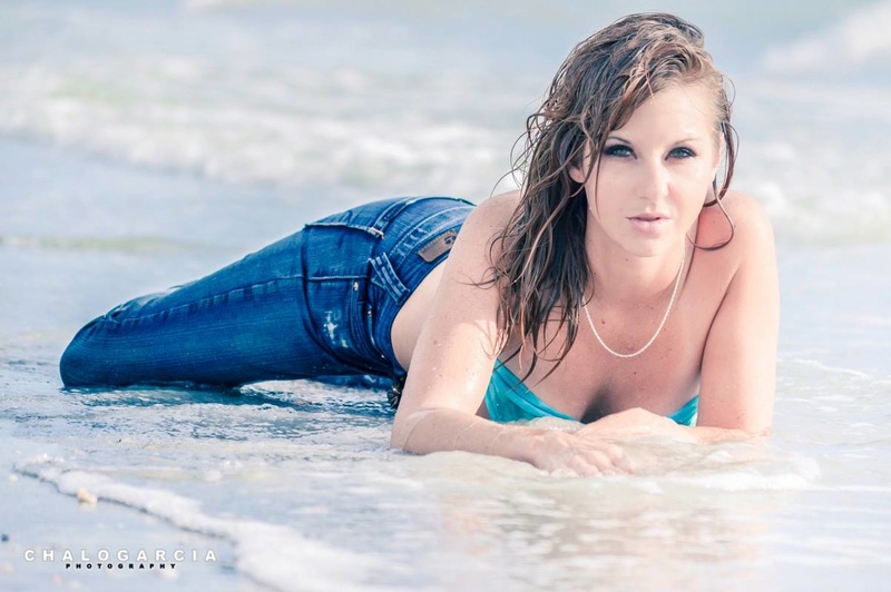 Female model photo shoot of Jessica Raye by PhotosByChalo in Indian Rocks Beach, Florida