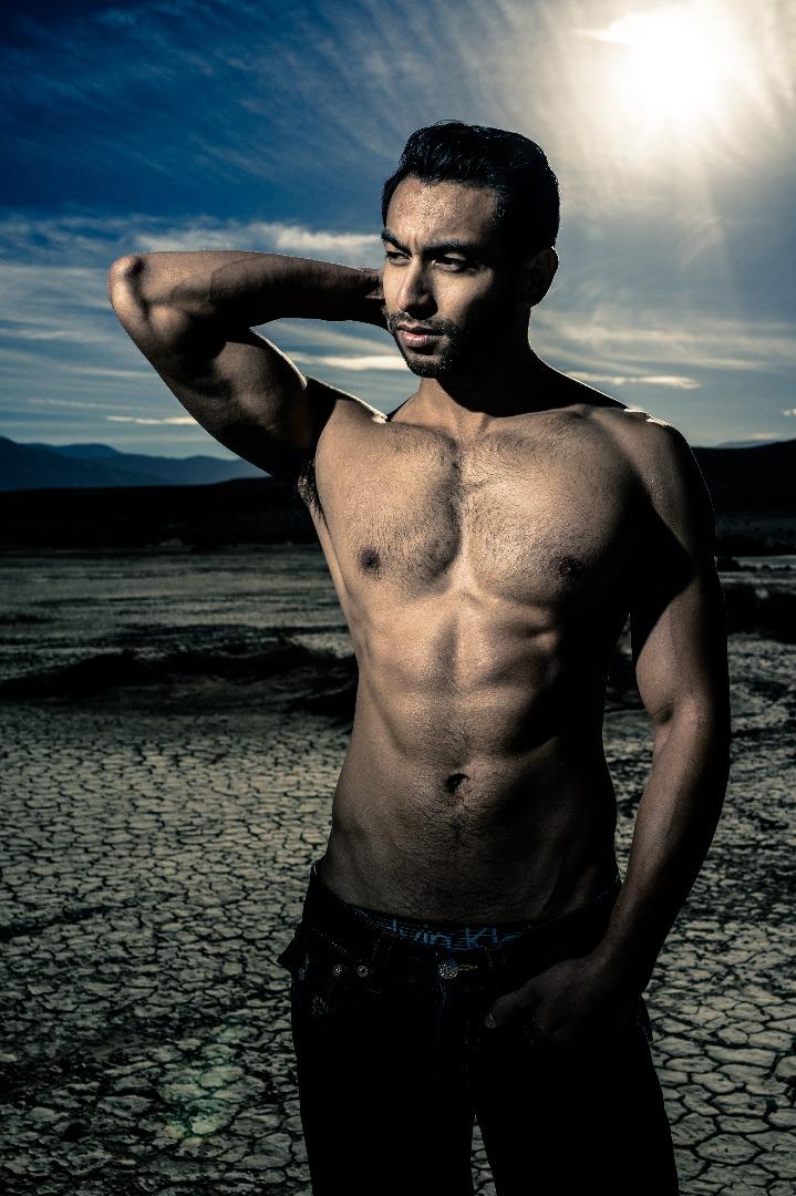 Male model photo shoot of Ian Tseng