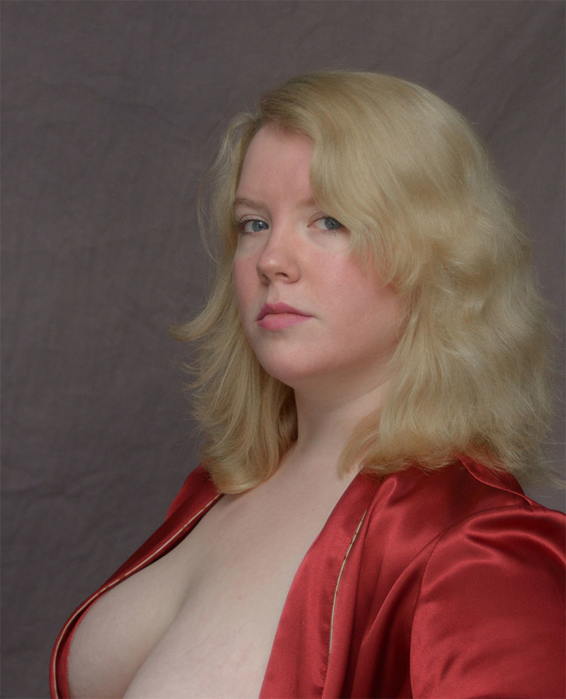 Female model photo shoot of FoxySammie by Jim Robertson