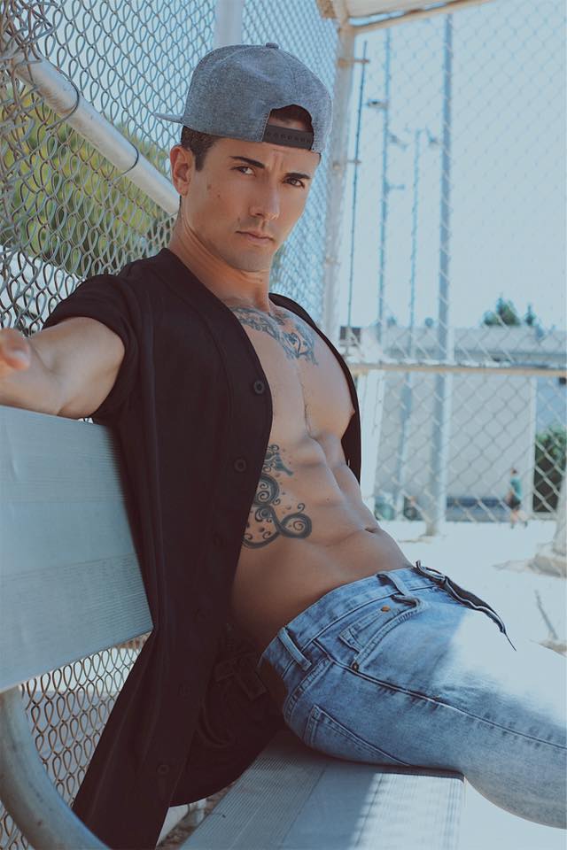 Male model photo shoot of Derek Jameson