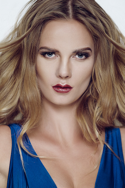 Female model photo shoot of Natalia Bocharova