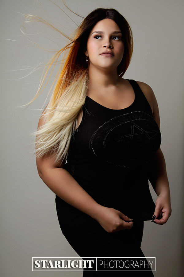 Female model photo shoot of Joey Blaze by StarlightPhotography11
