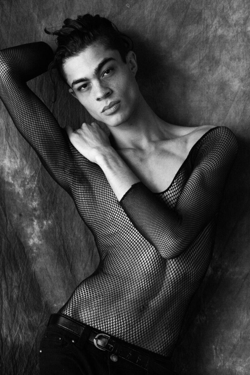 Male model photo shoot of Aneas Alexander 