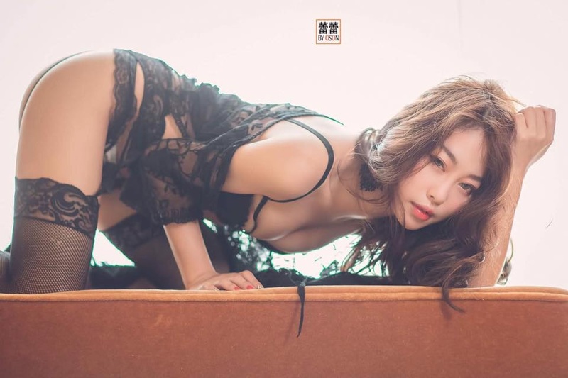 Female model photo shoot of Lei Liu in Macow