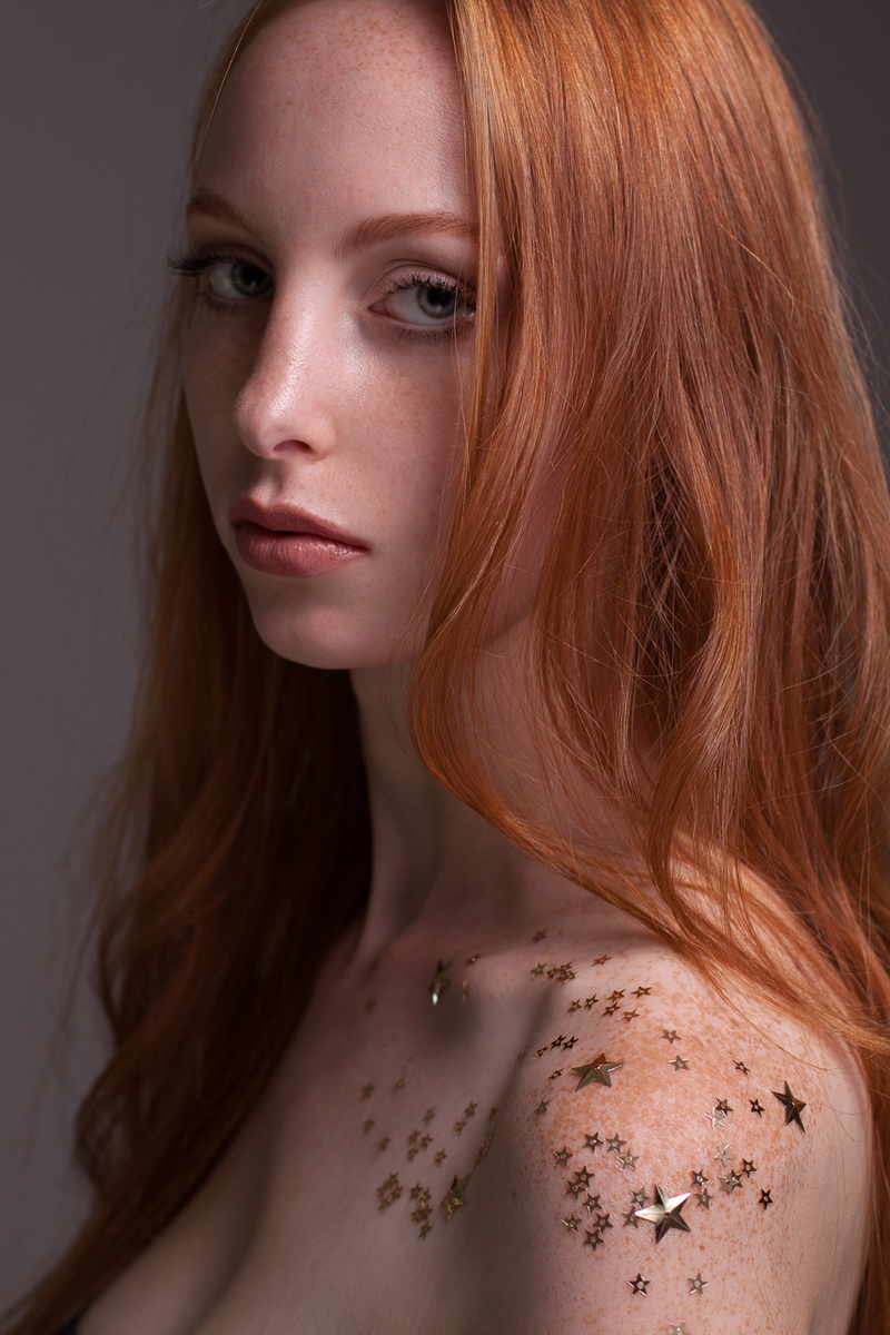 Female model photo shoot of elenakotphoto