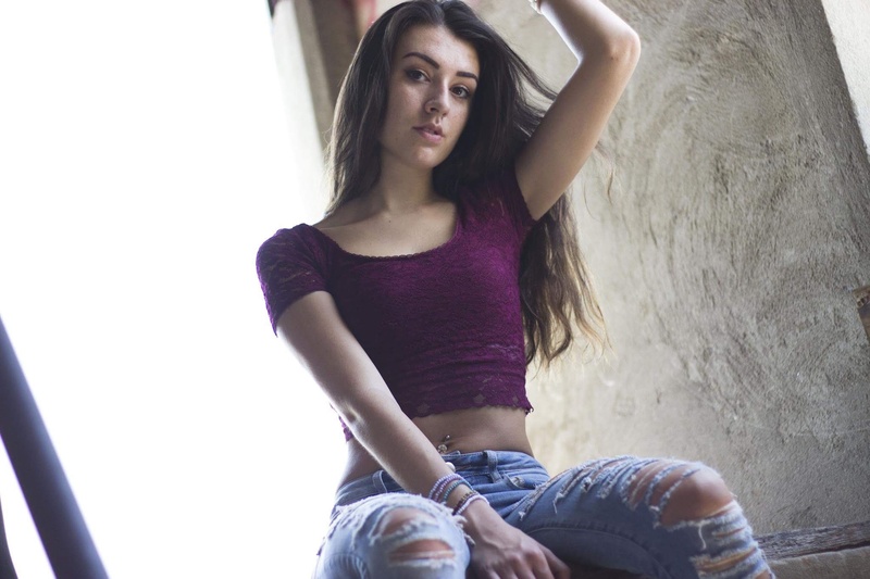 Female model photo shoot of ellamarie425