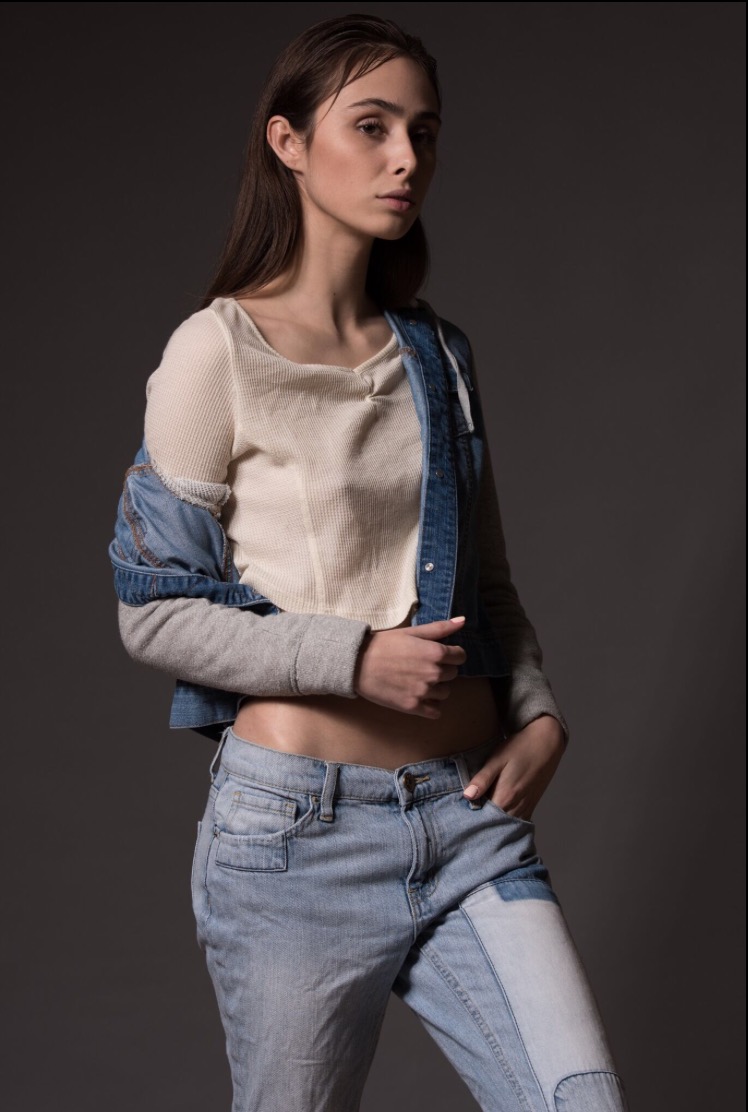 Female model photo shoot of Caitlyn Guasp