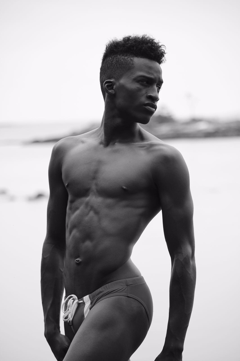 Male model photo shoot of Jaylan Sumter