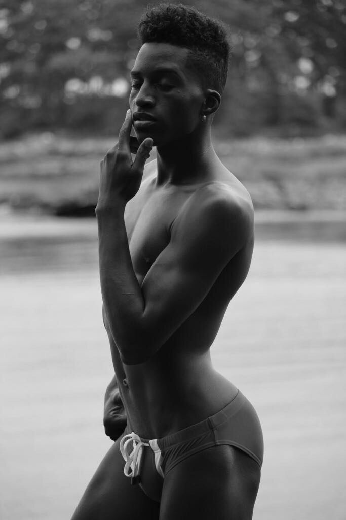 Male model photo shoot of Jaylan Sumter