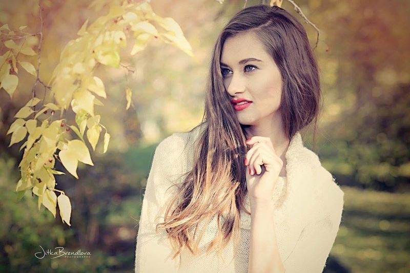 Female model photo shoot of Jana_Prozrova