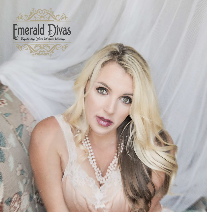 Female model photo shoot of Emeralddivas  in boudoir kirkland