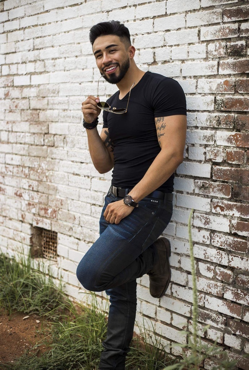 Male model photo shoot of Sanchez Luis M in Oklahoma City