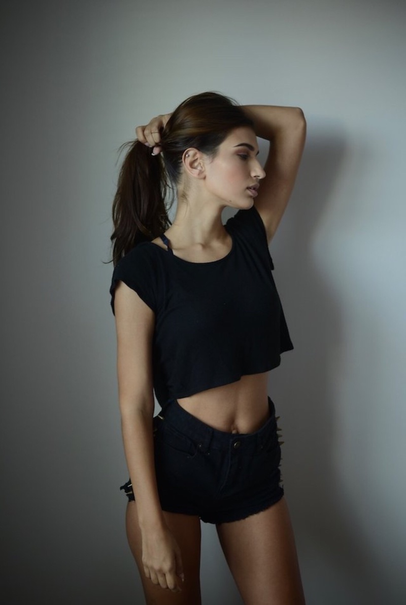 Female model photo shoot of pecaun