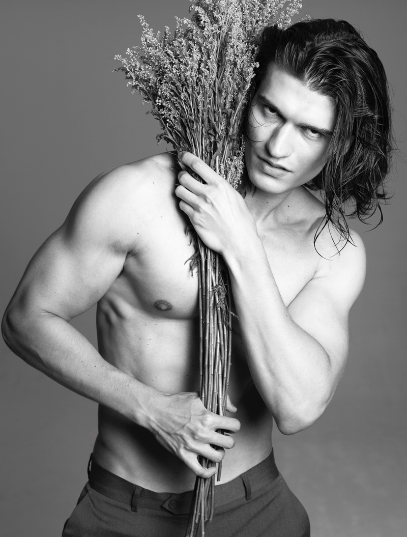 Male model photo shoot of iulian