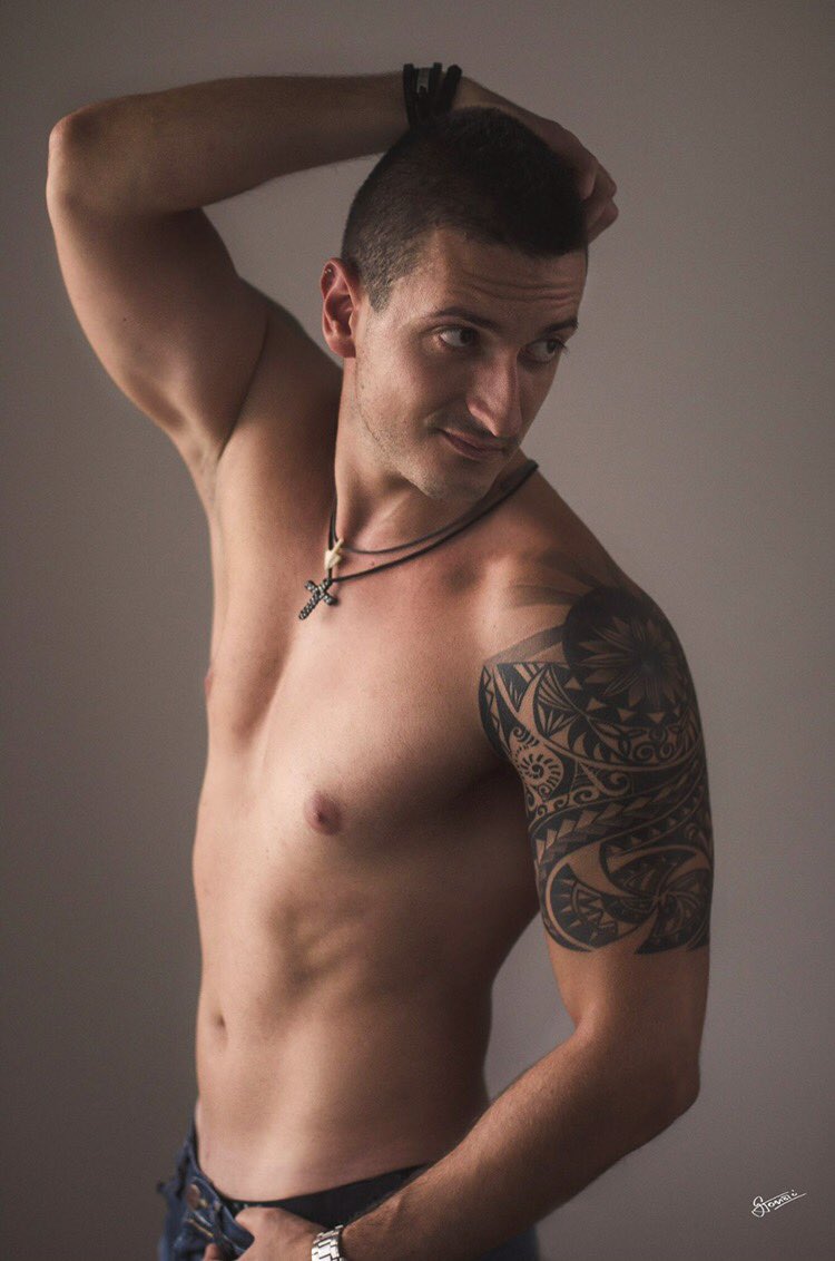 Male model photo shoot of Aleksa_Kirk