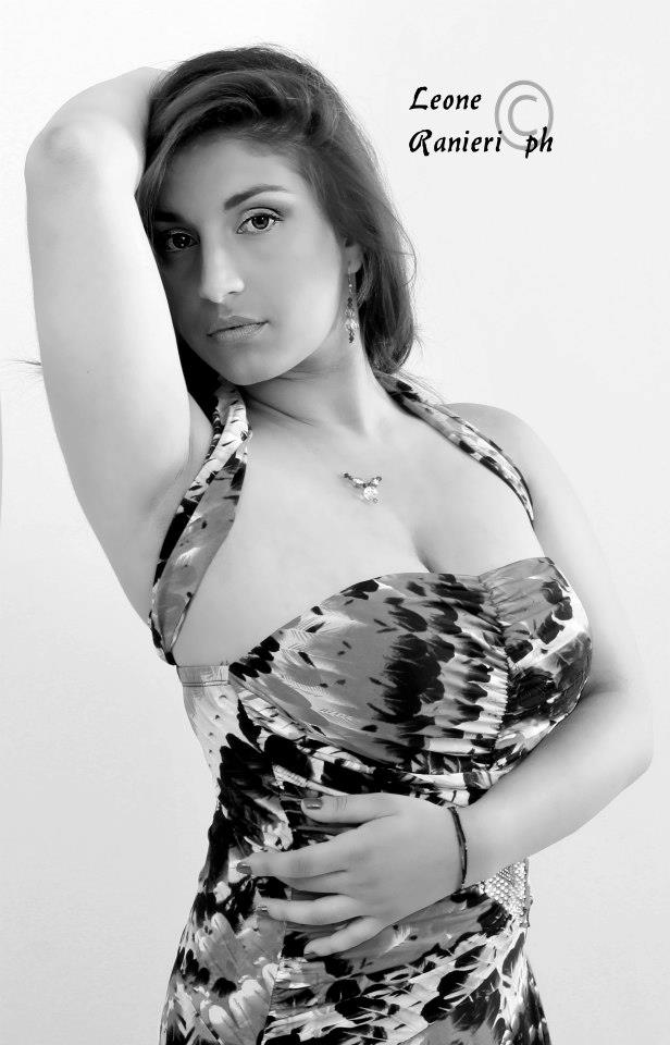 Female model photo shoot of Alessandra Romano in italy