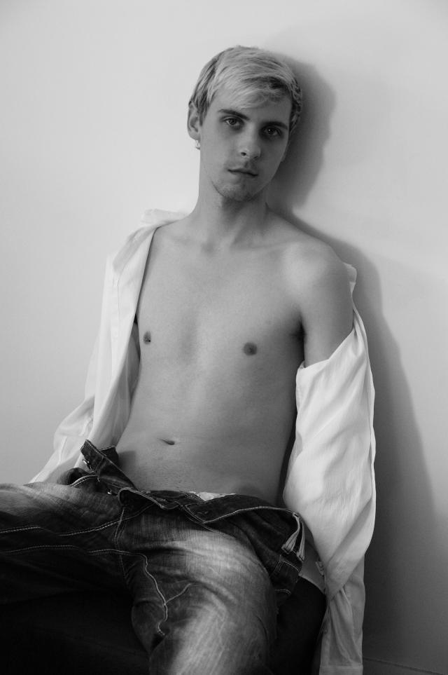 Male model photo shoot of Mitchell James