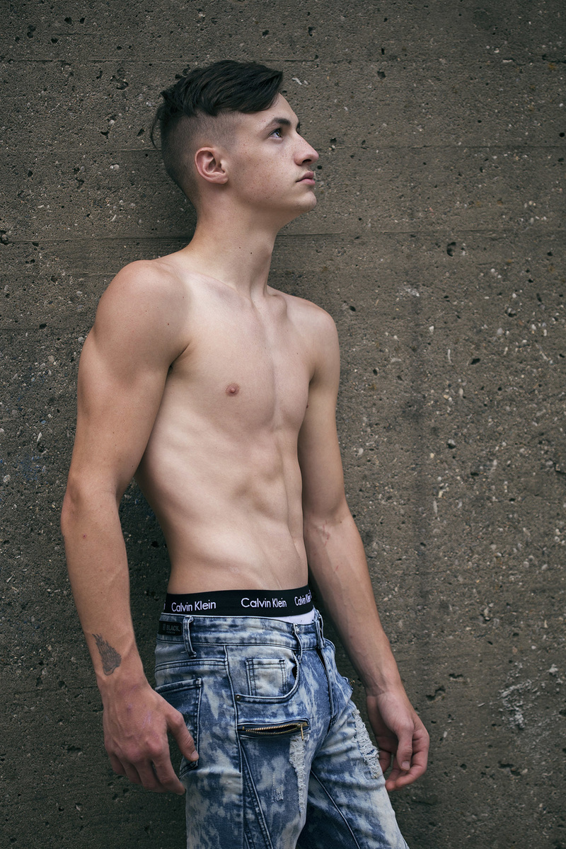 Male model photo shoot of billyjoemccann