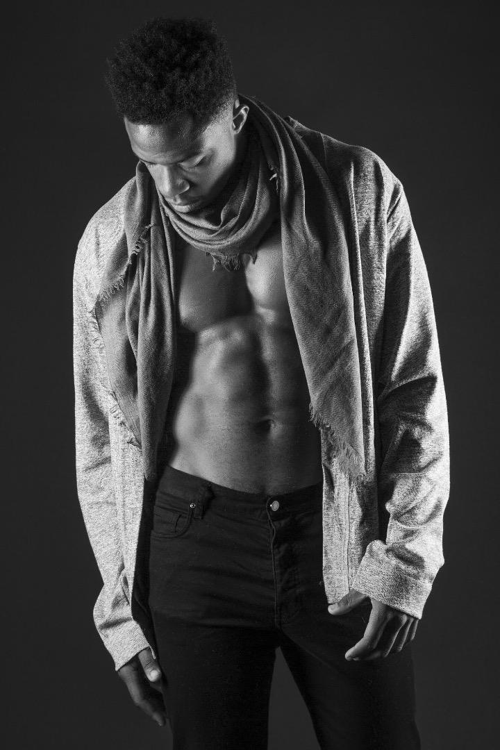 Male model photo shoot of TheRealFrantzSim