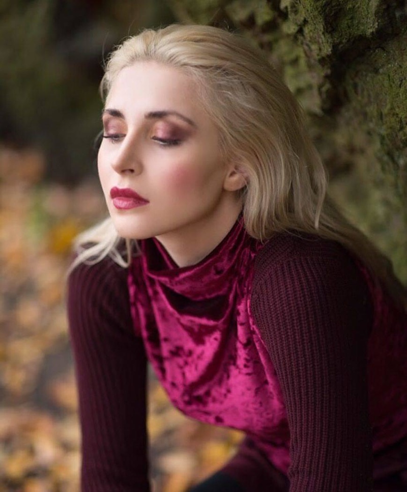 Female model photo shoot of Liubava Cherevko