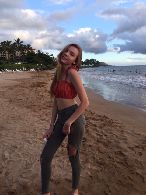 Female model photo shoot of MichelleCaroline in Maui 8-2017
