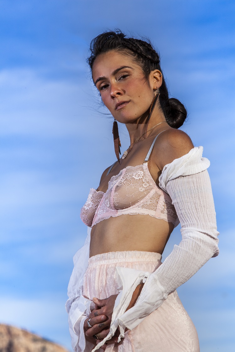 Female model photo shoot of RebeccaMagick by GemPixel