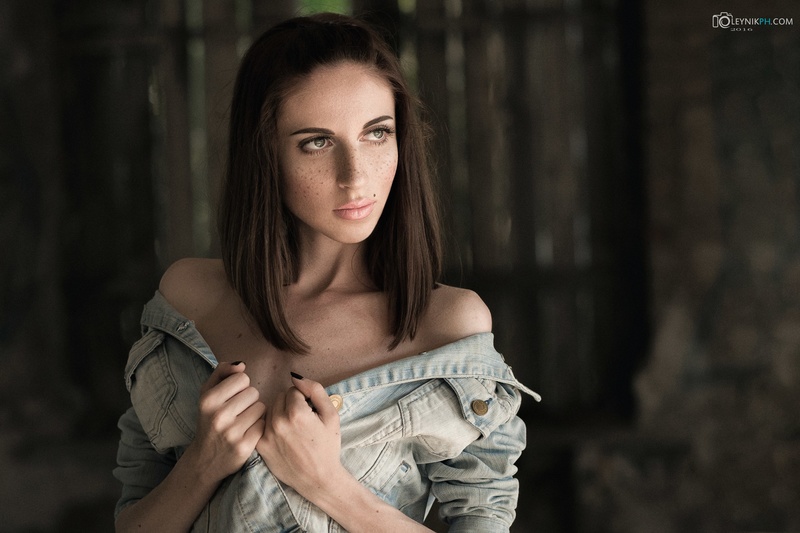 Female model photo shoot of Anastasia Smotritska