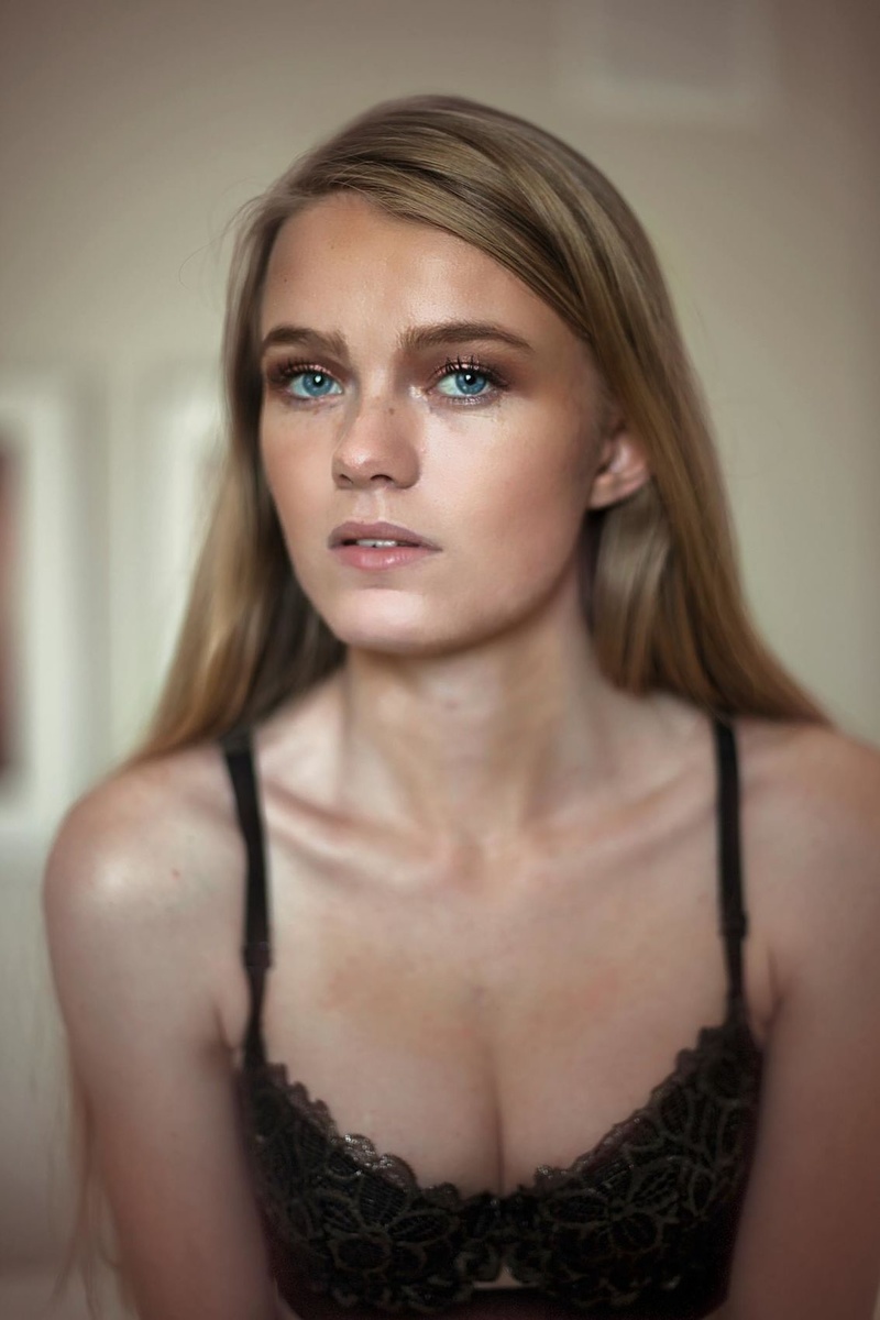 Female model photo shoot of NataliaSKerr in Lake Mary, Florida