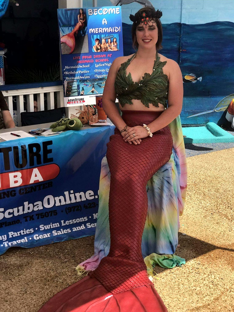 Female model photo shoot of Mermaid Eirawen in Texas Pool