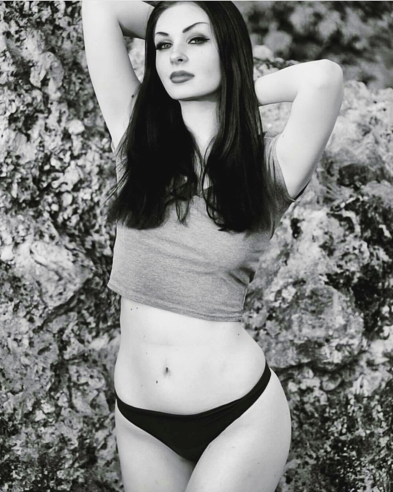 Female model photo shoot of emily_ponomarova 