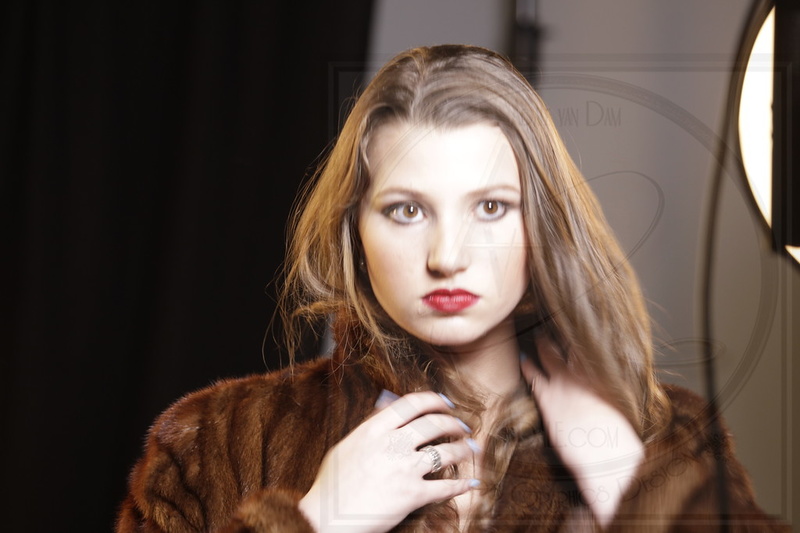 Female model photo shoot of vivharns