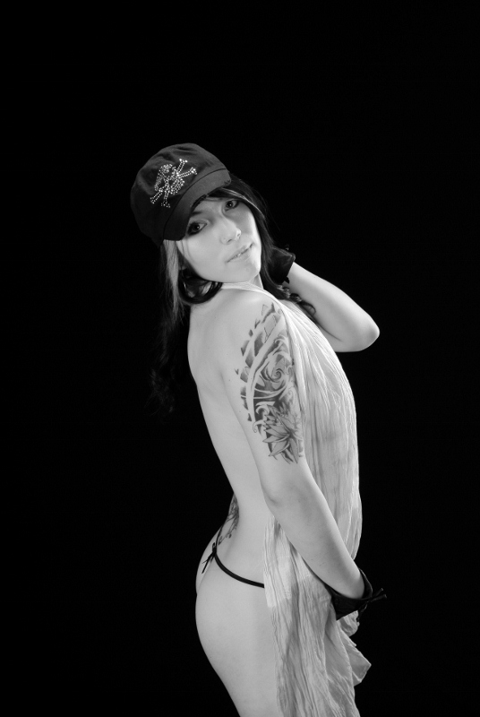 Female model photo shoot of TantricBeauty