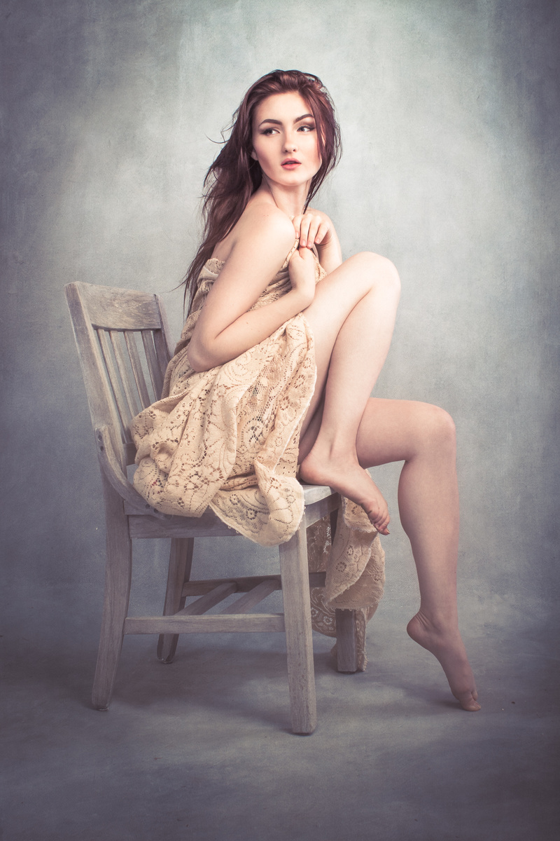 Female model photo shoot of Andrea Parlette