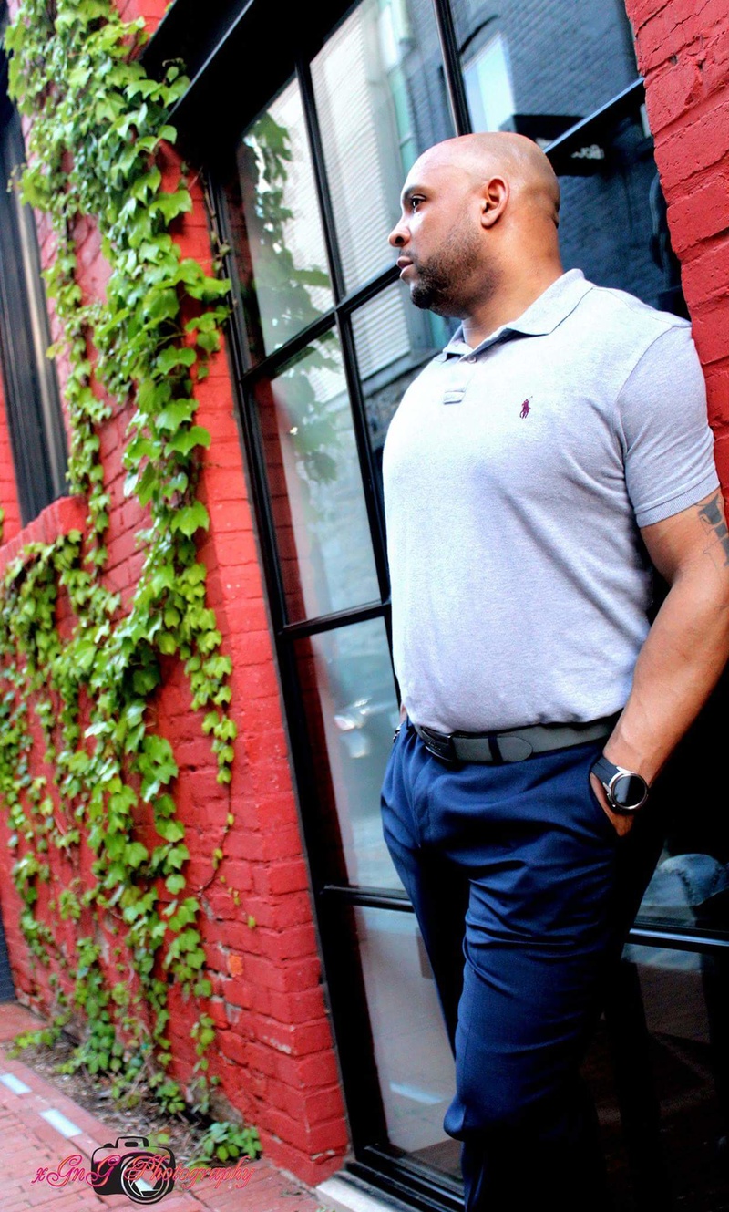 Male model photo shoot of Ty Sydnor in Washington DC