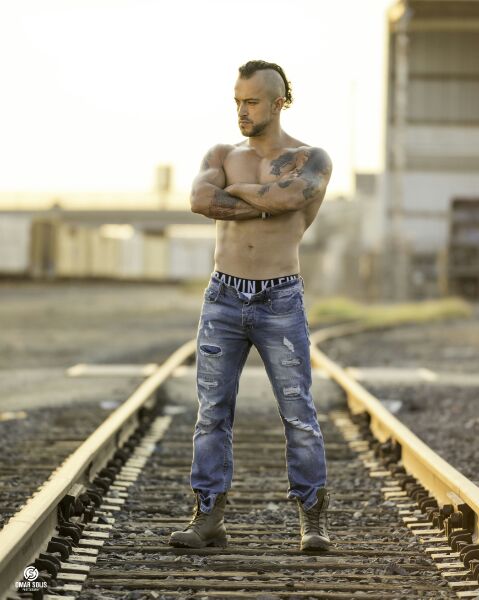 Male model photo shoot of Mohawk8