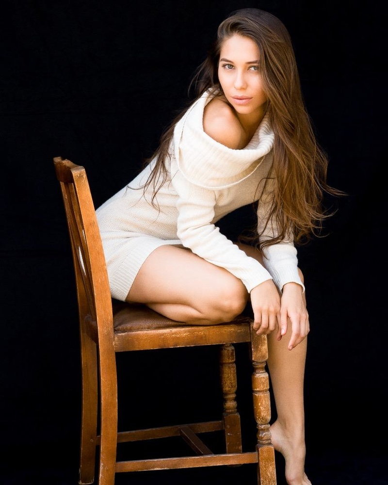 Female model photo shoot of eeedithlovee by Edward Alan Quinn