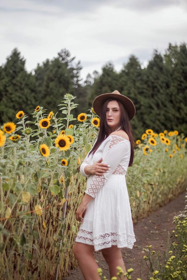 Female model photo shoot of MadeleineC in Woodinville, Washington
