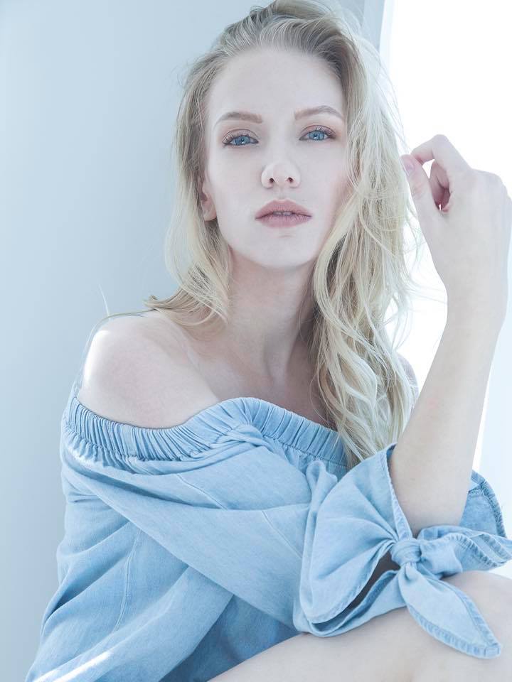 Female model photo shoot of Taylor Ulrich in Edmonton, AB
