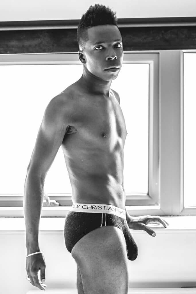 Male model photo shoot of Orlando Parker Jr in London U.K.