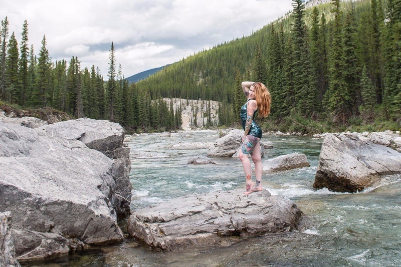 Female model photo shoot of BonnienClyde87 in Bragg Creek