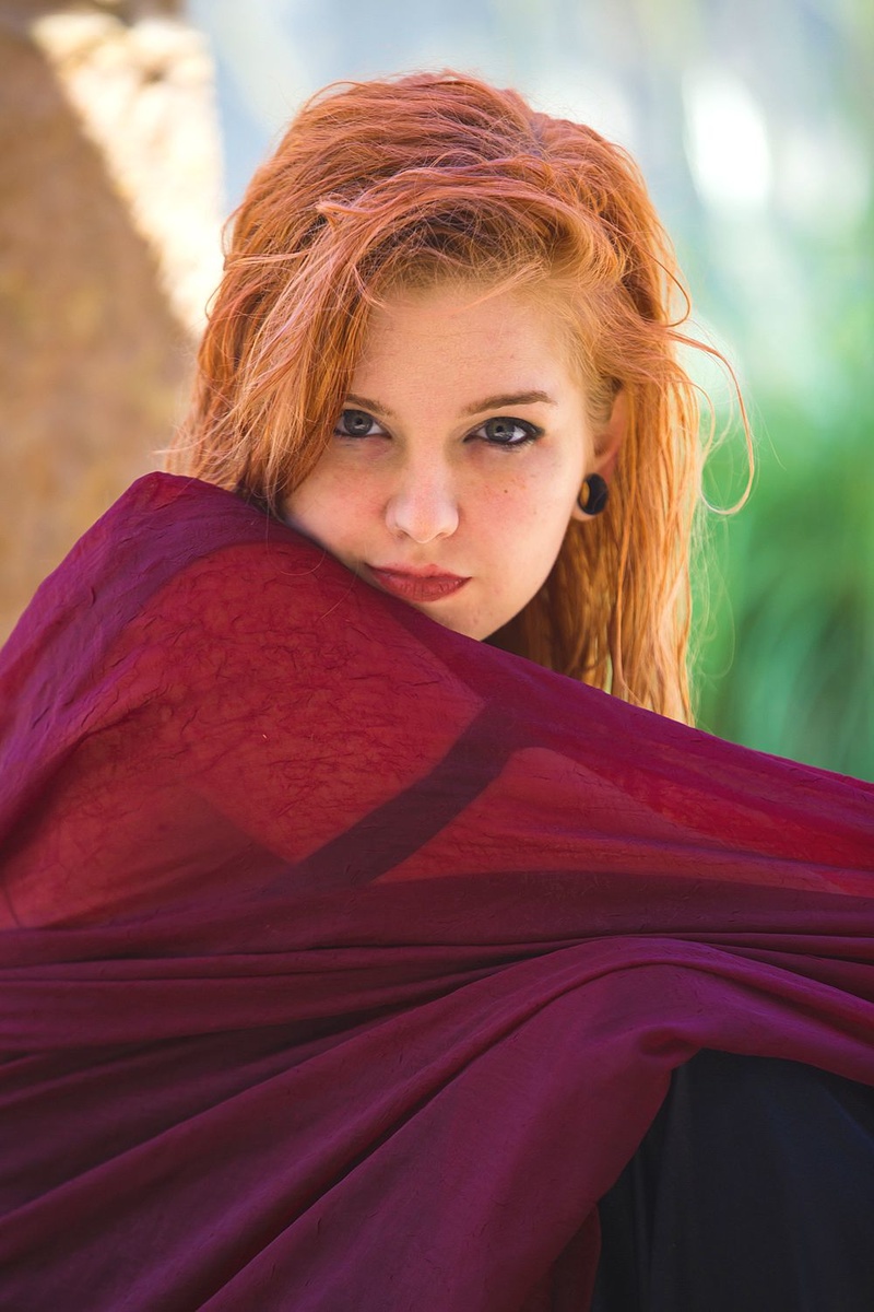 Female model photo shoot of Aysha Renae by Mike Reed