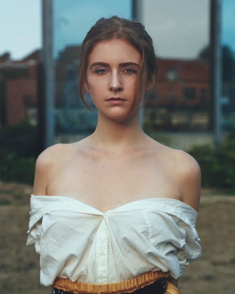 Female model photo shoot of Katherinecharlotte 