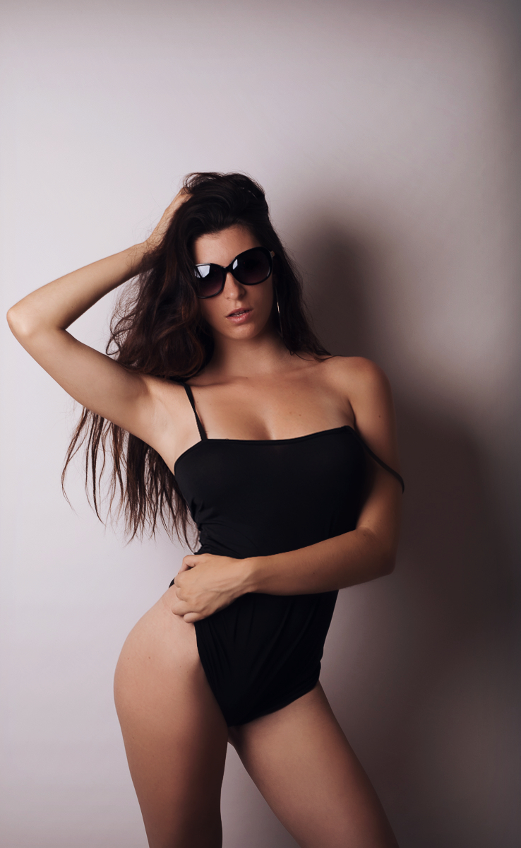 Female model photo shoot of rociomendez