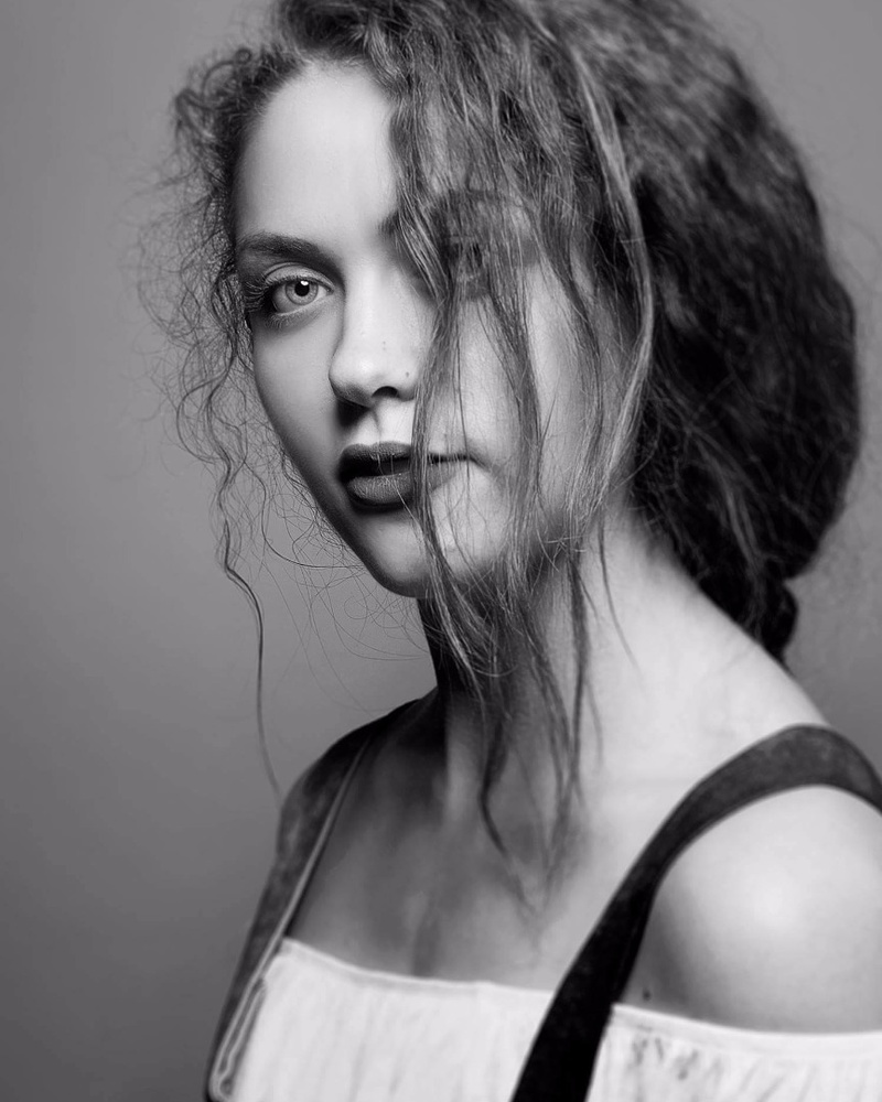 Female model photo shoot of Jordana D Amours
