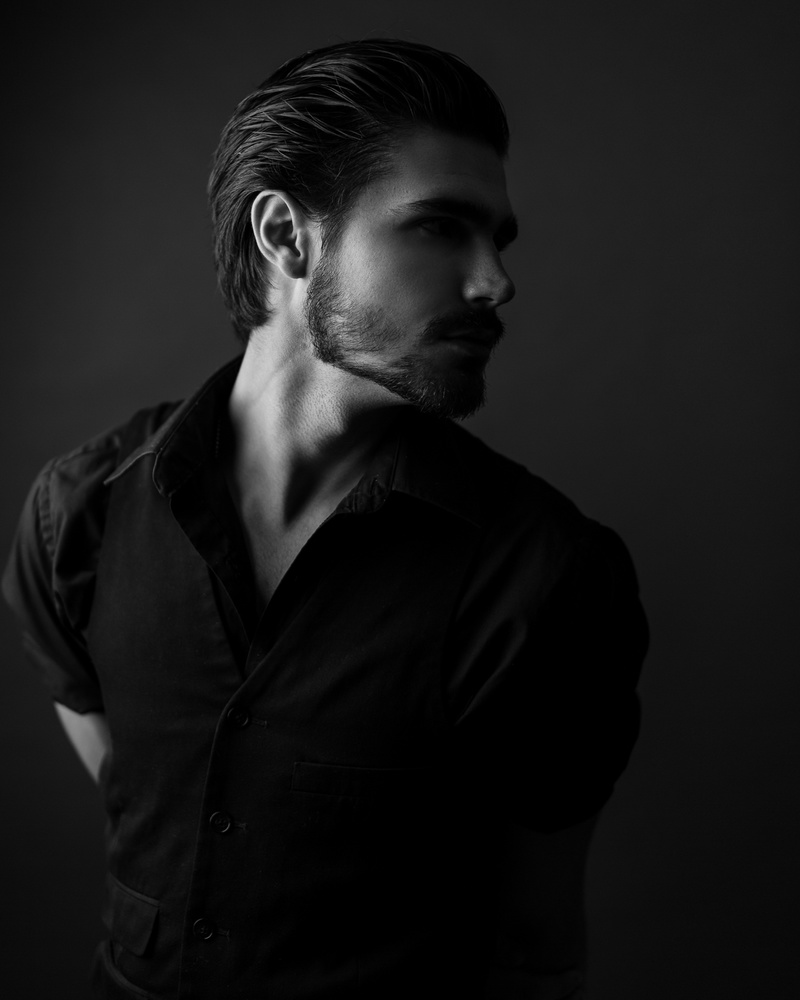 Male model photo shoot of MarkLeeFoto