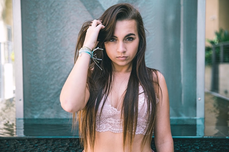 Female model photo shoot of kendyll_h in Long Beach, California